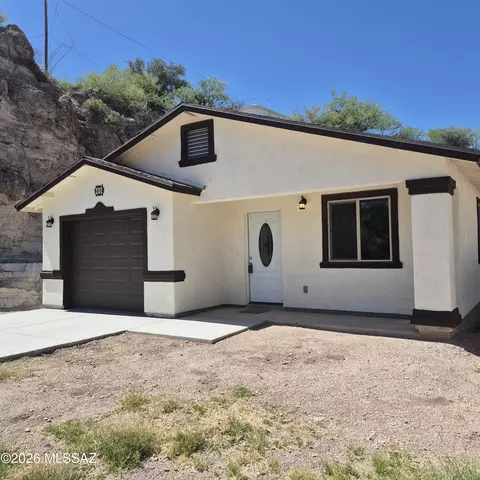 51 E Grant St, Nogales, AZ 85621
