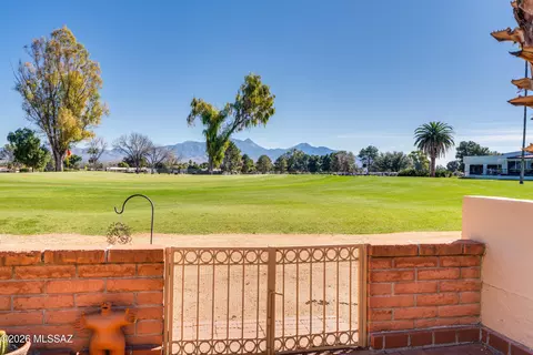 1122 N Abrego Dr, Green Valley, AZ 85614