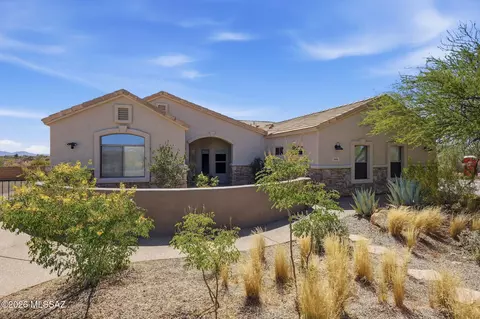 646 E Bent Branch Pl, Green Valley, AZ 85614