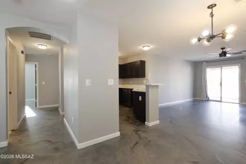 Entry Way - 7034 E Mitchell Flyer Rd, Tucson, AZ 85730 photo 1 of 2