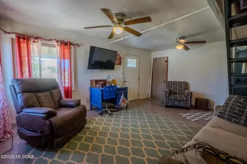 Living - 406 S Arizona Ave, Willcox, AZ 85643 photo 1 of 2