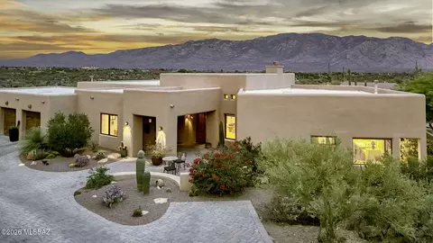 243 E Allthorn Pl, Oro Valley, AZ 85755