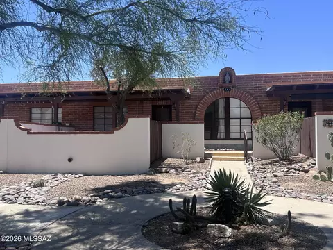 344 S Paseo Pena #B, Green Valley, AZ 85614
