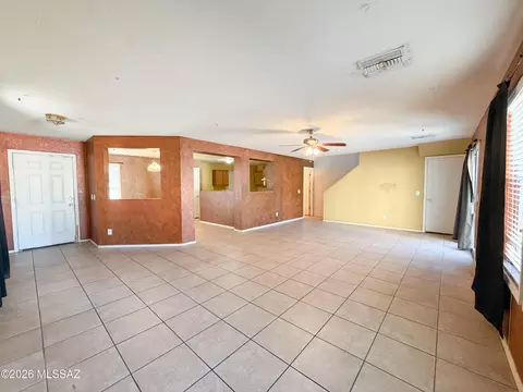 Living - 5779 S Manta Ray Rd, Tucson, AZ 85706 photo 1 of 3