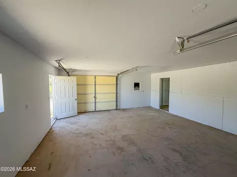 83105 E Bartolo Rd, Winkelman, AZ 85192 photo 6