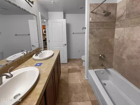 Bath - 2016 E River Rd #101, Tucson, AZ 85718 photo 2 of 2