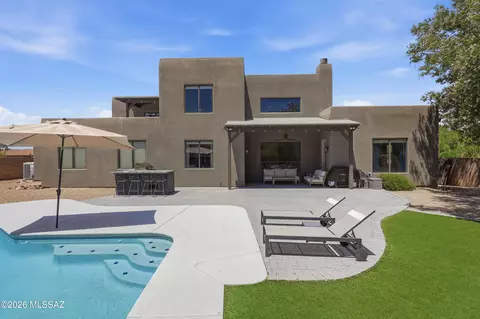10017 S Placita Notable, Vail, AZ 85641