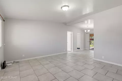 Living - 3372 E 24th St, Tucson, AZ 85713 photo 1 of 2