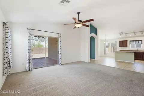 Living - 60948 E Cantle Ct, Tucson, AZ 85739 photo 1 of 5