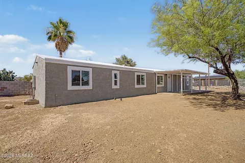 13501 W Warfield Cir, Marana, AZ 85658