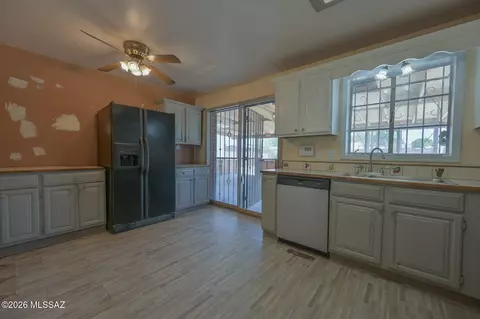 2426 E 20th St, Tucson, AZ 85719 photo 4