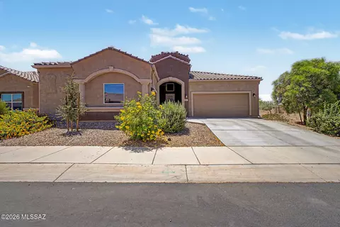 10311 N Pink Trumpet Dr, Marana, AZ 85653
