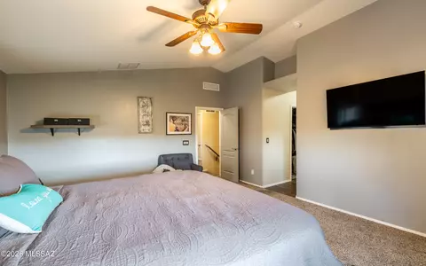 Bedroom - 10260 E Buffaloberry Loop, Tucson, AZ 85748 photo 5 of 7
