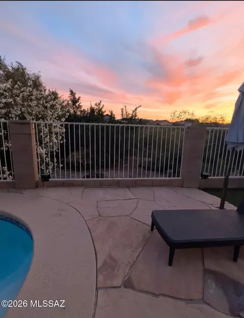 Exterior - 10260 E Buffaloberry Loop, Tucson, AZ 85748 photo 8 of 8