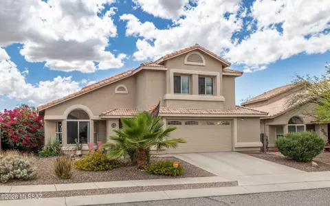 10260 E Buffaloberry Loop, Tucson, AZ 85748