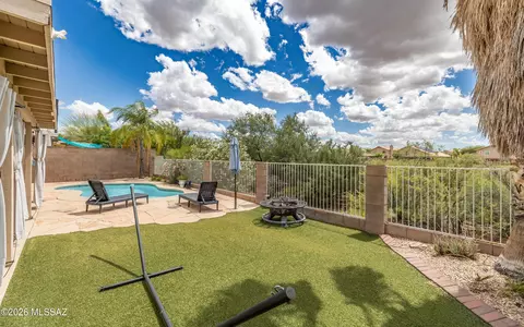 Exterior - 10260 E Buffaloberry Loop, Tucson, AZ 85748 photo 6 of 8