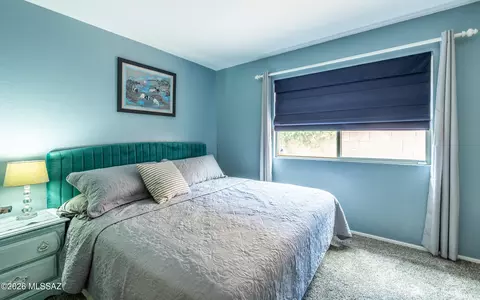 Bedroom - 10260 E Buffaloberry Loop, Tucson, AZ 85748 photo 1 of 7