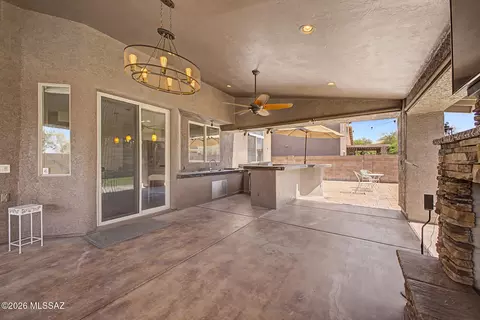 3383 N Star Valley Ln, Tucson, AZ 85745