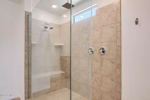 Bath - 12851 E Pantano View Dr, Vail, AZ 85641 photo 5 of 6