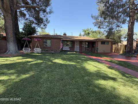 2738 E Farr St, Tucson, AZ 85716