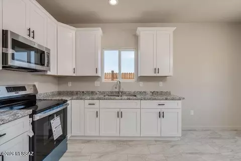 Kitchen - 360 E Aircraft Rd, Tucson, AZ 85706 photo 1 of 4