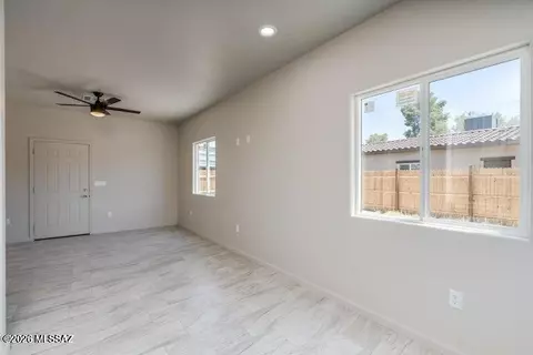 Living - 360 E Aircraft Rd, Tucson, AZ 85706 photo 3 of 4