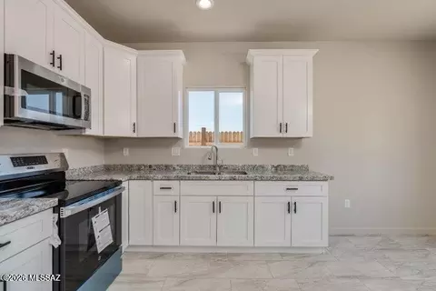 360 E Aircraft Rd, Tucson, AZ 85706