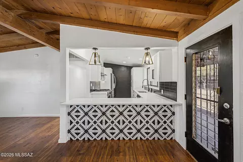 Kitchen - 6212 Eli St, Tucson, AZ 85711 photo 1 of 4