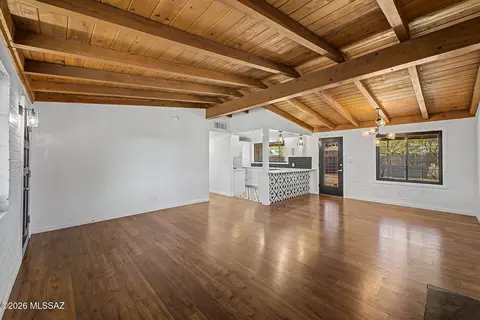 Living - 6212 Eli St, Tucson, AZ 85711 photo 5 of 5