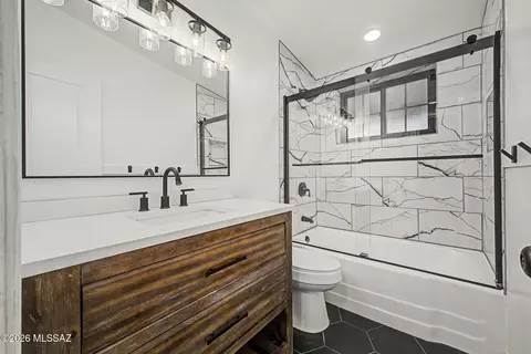 Bath - 6212 Eli St, Tucson, AZ 85711 photo 2 of 2