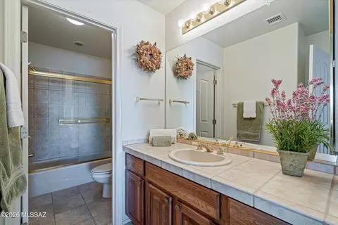 Bath - 63675 E Hideaway Ln, Tucson, AZ 85739 photo 2 of 2