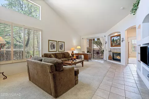 Living - 63675 E Hideaway Ln, Tucson, AZ 85739 photo 2 of 4