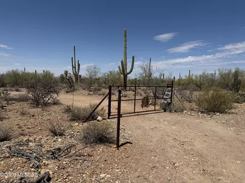 11530 W Sinagua Rd, Tucson, AZ 85743