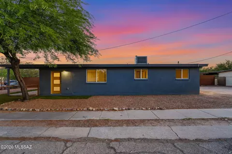 802 N Contzen Ave, Tucson, AZ 85705