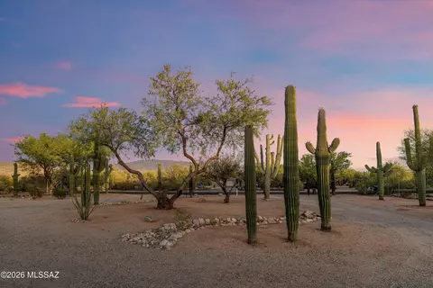 11721 E Sneller Vista Dr, Tucson, AZ 85749