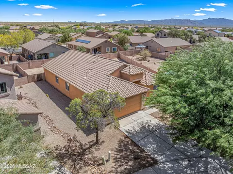 11488 W Caliche Dr, Marana, AZ 85658