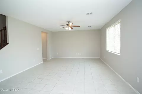 Living - 12071 E Ryscott Cir, Vail, AZ 85641 photo 1 of 4