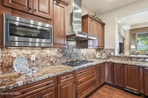Kitchen - 66218 E Box Elder Rd, Tucson, AZ 85739 photo 5 of 5
