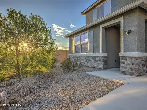 10081 S Moonlit Riverwalk Trl, Vail, AZ 85641