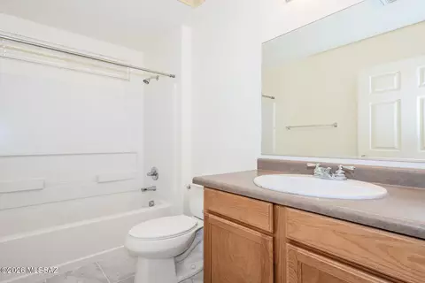 Bath - 4167 E Shadow Branch Dr, Tucson, AZ 85756 photo 2 of 2