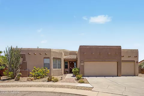 7905 W Little Eagle Ct, Tucson, AZ 85757