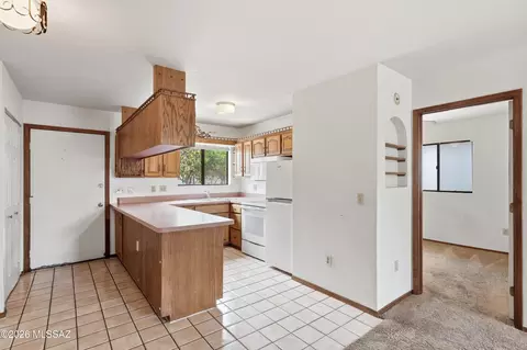 Kitchen - 5970 E 2nd St, Tucson, AZ 85711 photo 6 of 7