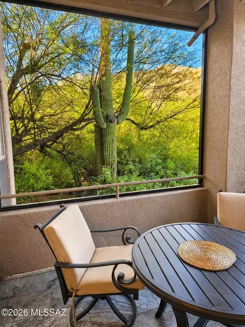 6655 N Canyon Crest Dr #22104, Tucson, AZ 85750