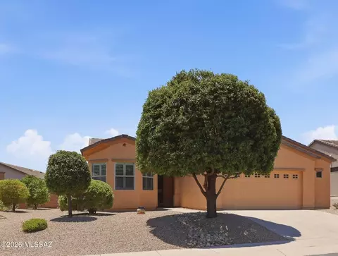 1007 W Tenniel Dr, Green Valley, AZ 85614