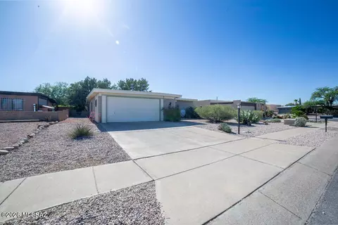 1595 N Rio Mayo, Green Valley, AZ 85614