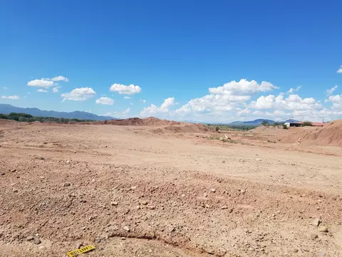 N Shupe Drive, Benson, AZ 85602