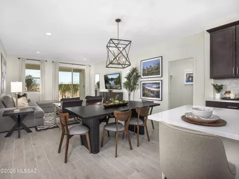12673 E Caden Dr, Vail, AZ 85641