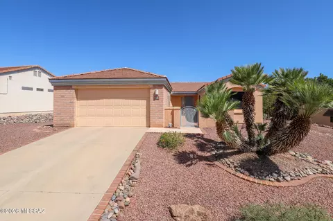 830 W Welcome Way, Green Valley, AZ 85614