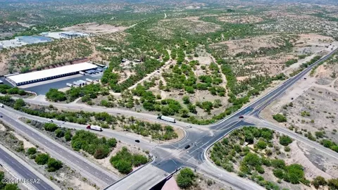 W Frontage Road, Nogales, AZ 85621