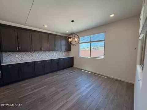 11073 N Shore Cliff Dr, Oro Valley, AZ 85737